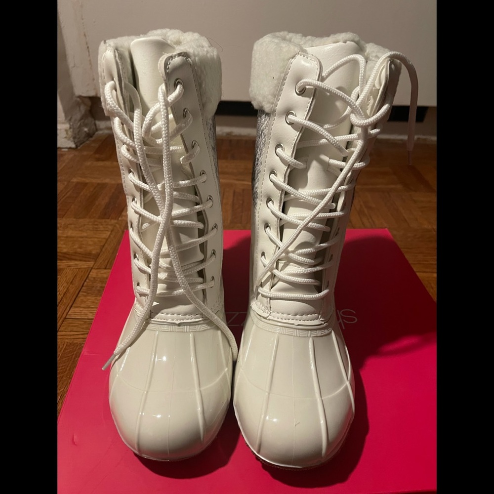 Winter boots